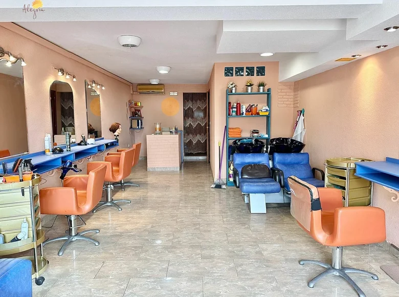 Propriété commerciale 45 m² à Torrevieja, Espagne