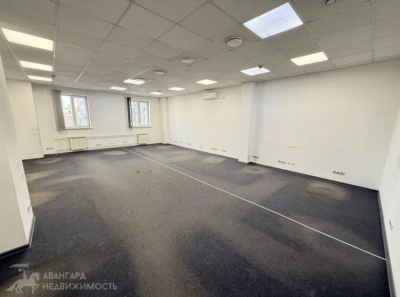 Office 3 rooms 61 m² in Minsk, Belarus