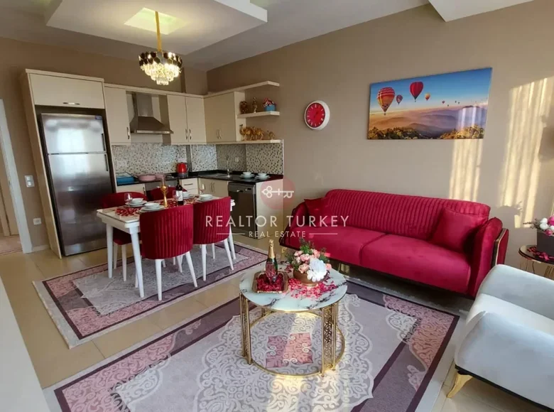 2 bedroom apartment 110 m² Mahmutlar, Turkey