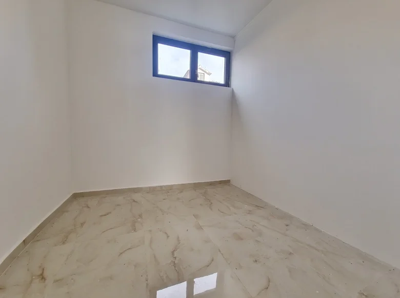 Commercial property 1 bedroom 68 m² in Budva, Montenegro