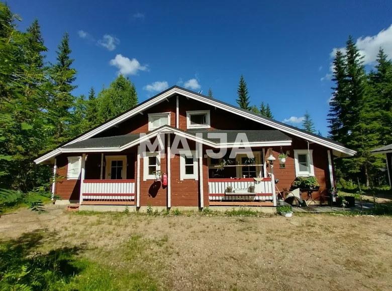 Dom 2 pokoi 105 m² Puolanka, Finlandia