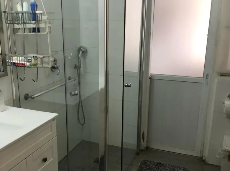 Mieszkanie 4 pokoi 100 m² Tel-Awiw, Izrael