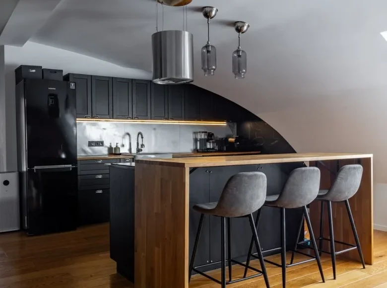 Mieszkanie 2 pokoi 63 m² Warszawa, Polska