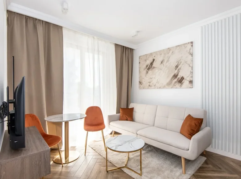 Mieszkanie 2 pokoi 35 m² w Poznań, Polska