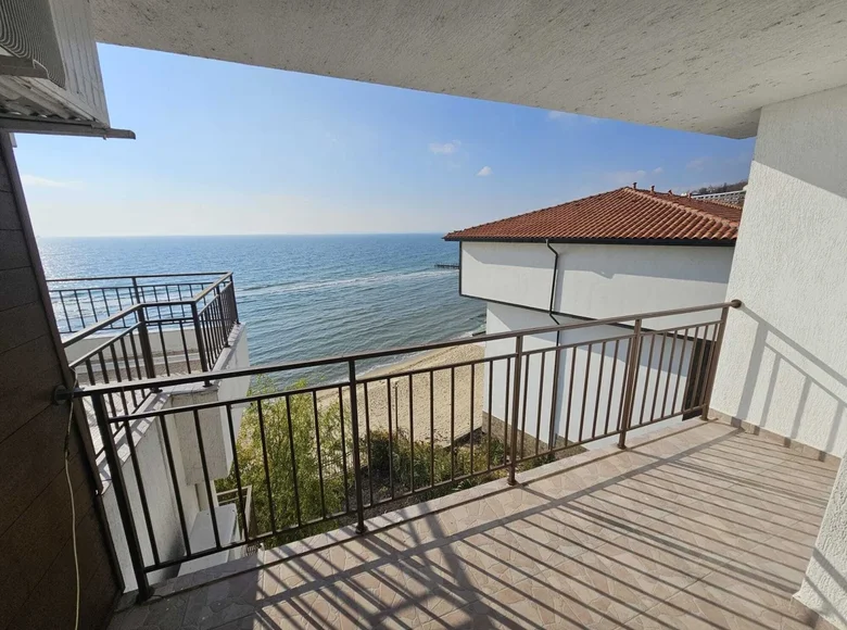 2 bedroom apartment 122 m² Sveti Vlas, Bulgaria