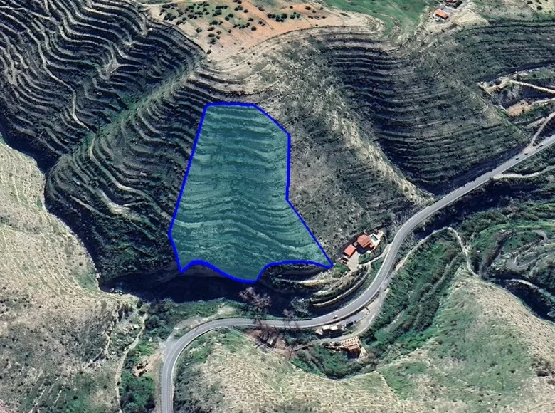 Atterrir  Paramytha, Chypre