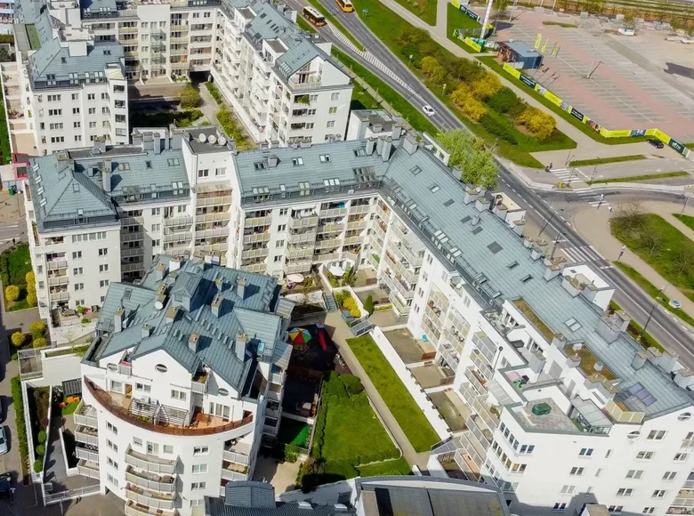 4 room apartment 107 m² Warsaw, Poland
