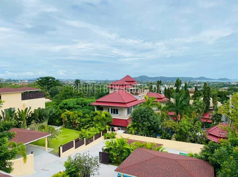 Villa 4 chambres 180 m² Chalong, Thaïlande