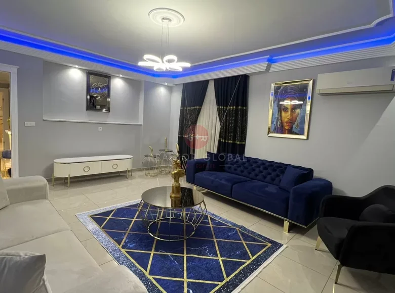 2 bedroom apartment 135 m² Mahmutlar, Turkey