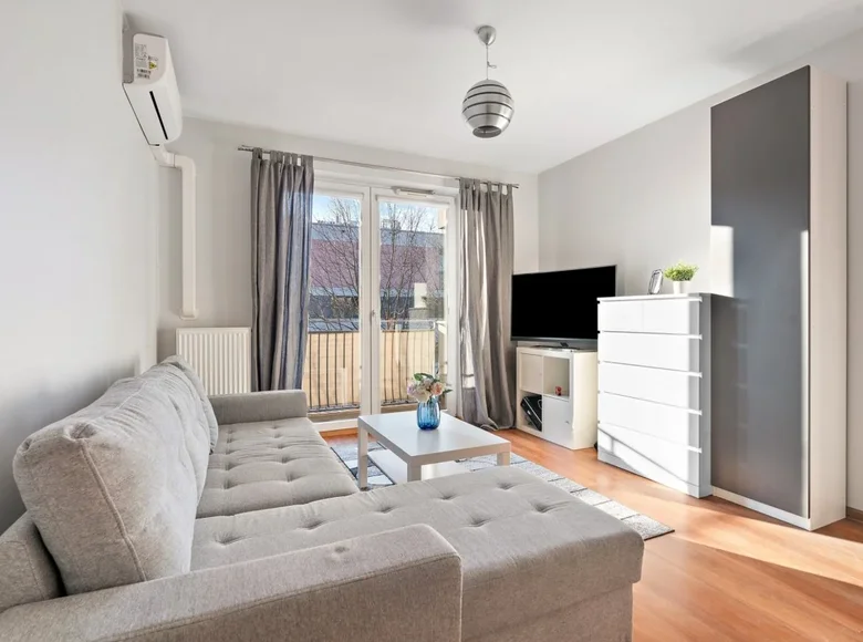 2 room apartment 51 m² Warsaw, Poland