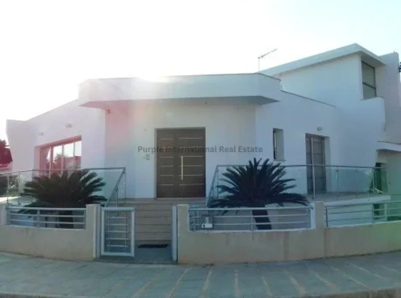 3 bedroom villa 250 m² Kissonerga, Cyprus