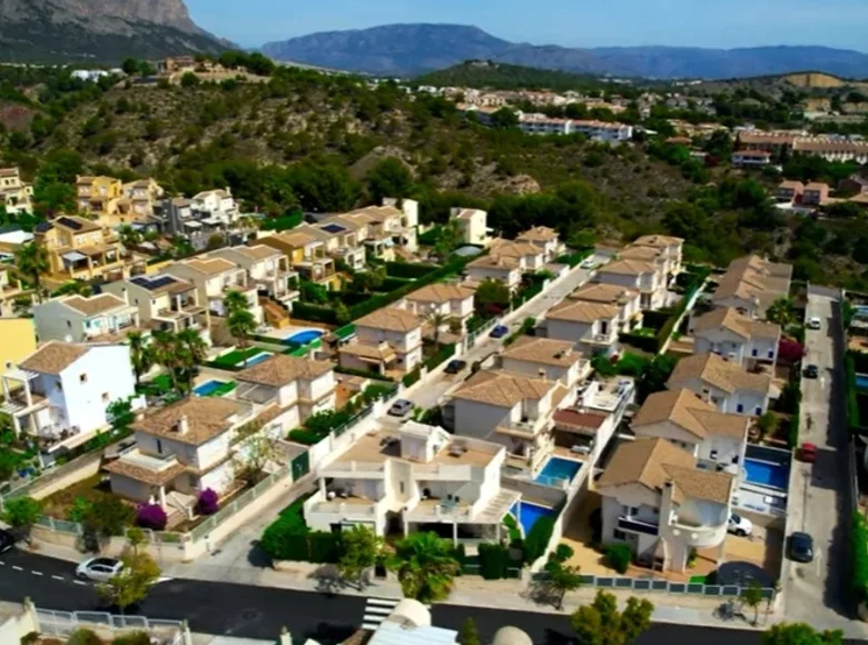 Villa de tres dormitorios 193 m² La Nucía, Španjolska