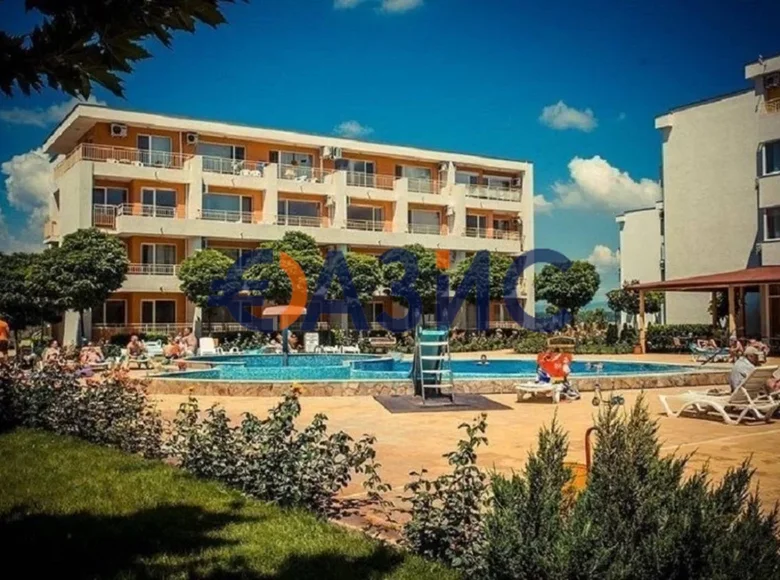 Квартира 3 спальни 67 м² Несебр, Болгария