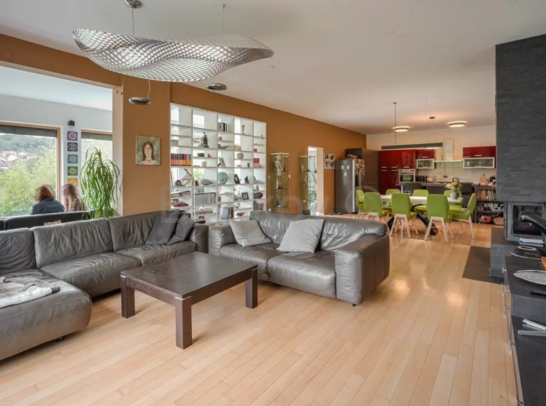 5 room house 502 m² City of Zagreb, Croatia
