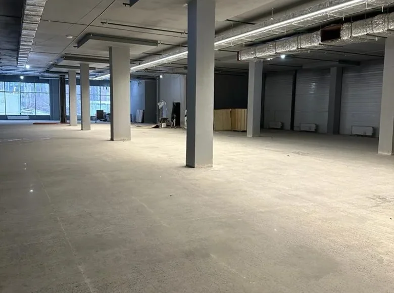 Office 1 870 m² in Moscow, Russia