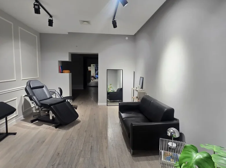 Commercial property 1 room 55 m², Montenegro