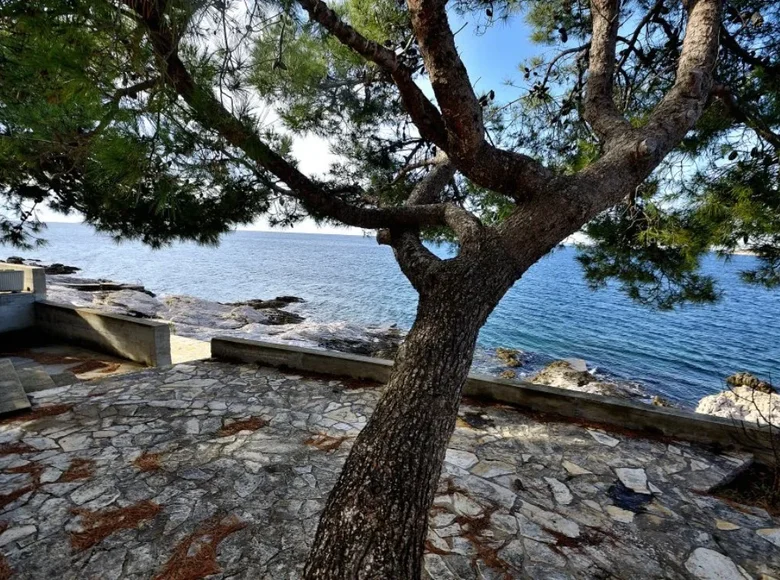 6 bedroom villa 420 m² Opcina Primosten, Croatia