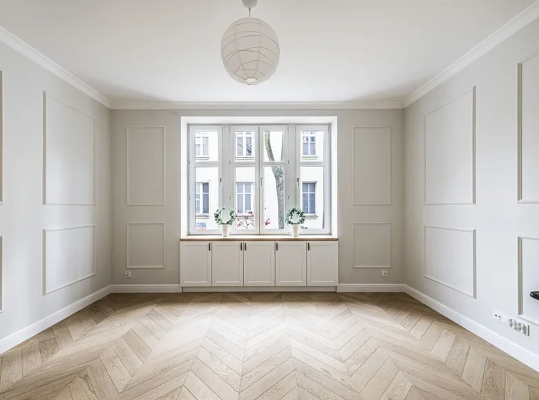 Mieszkanie 4 pokoi 82 m² Sopot, Polska