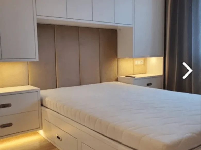 Apartamento 3 habitaciones 57 m² en Varsovia, Polonia