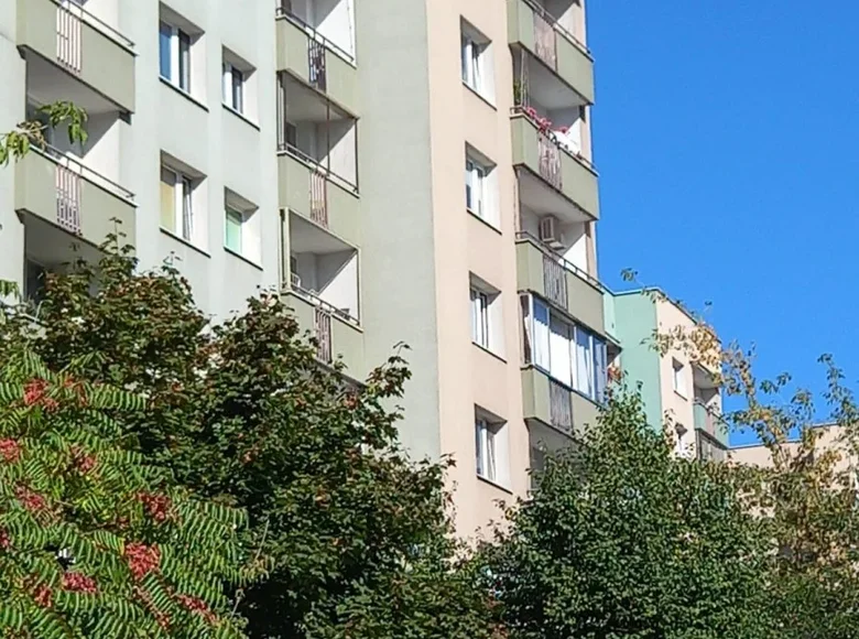 2 room apartment 47 m² in Warsaw, Poland