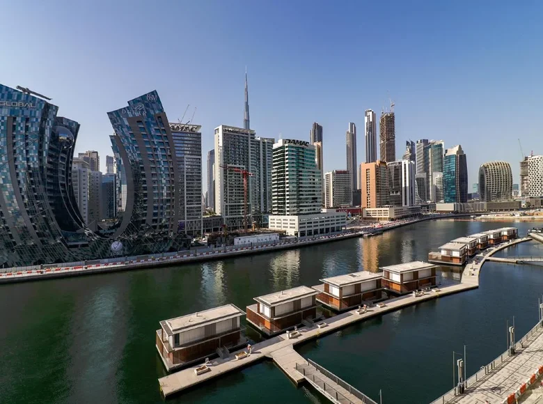 2 bedroom apartment 1 270 m² Dubai, United Arab Emirates