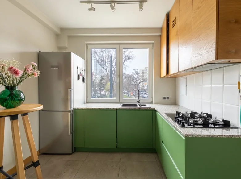 2 room apartment 48 m² in Warsaw, Poland