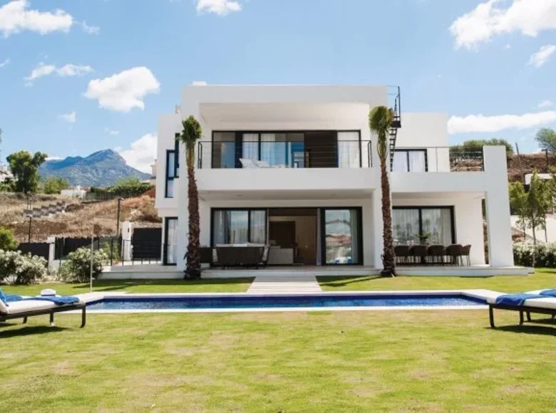 4-Schlafzimmer-Villa 501 m² Abadin, Spanien