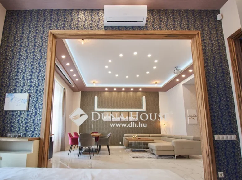 Apartment 2 bathrooms 102 m² in Budapest, Hungary
