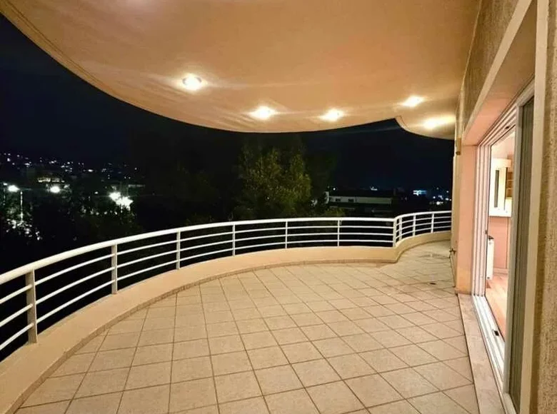 Mieszkanie 2 pokoi 100 m² Municipality of Vari Voula Vouliagmeni, Grecja