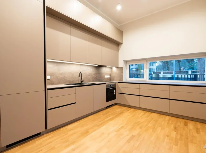 Wohnung 3 zimmer 75 m² in Riga, Lettland