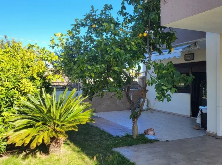 Mieszkanie 3 pokoi 75 m² Kallithea, Grecja