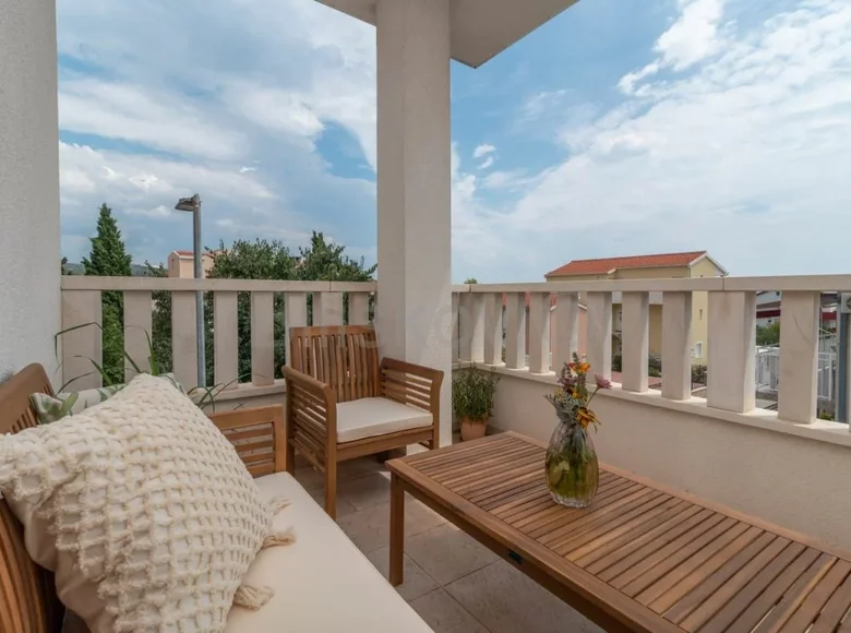 3 room apartment 80 m² Okrug Gornji, Croatia