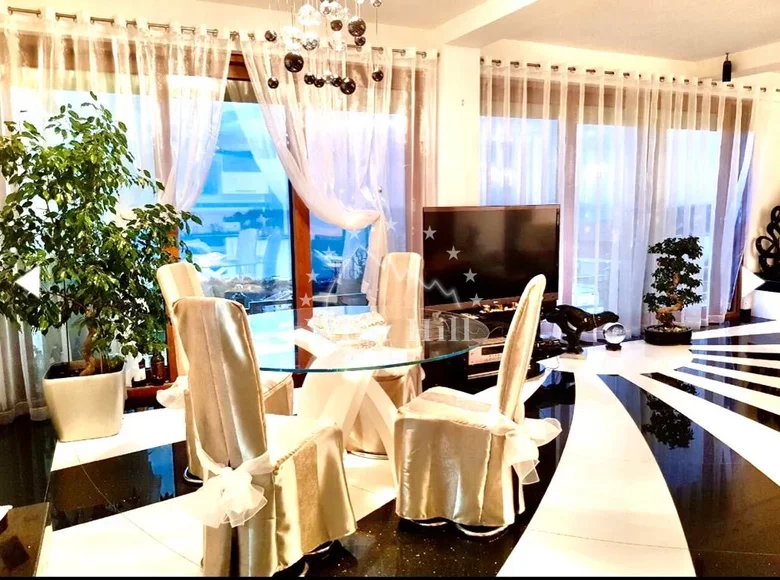 Maison 4 chambres 566 m² Becici, Monténégro