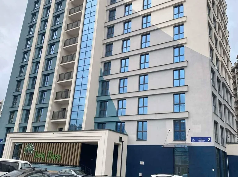 Oficina 1 habitación 71 m² en Minsk, Belarús