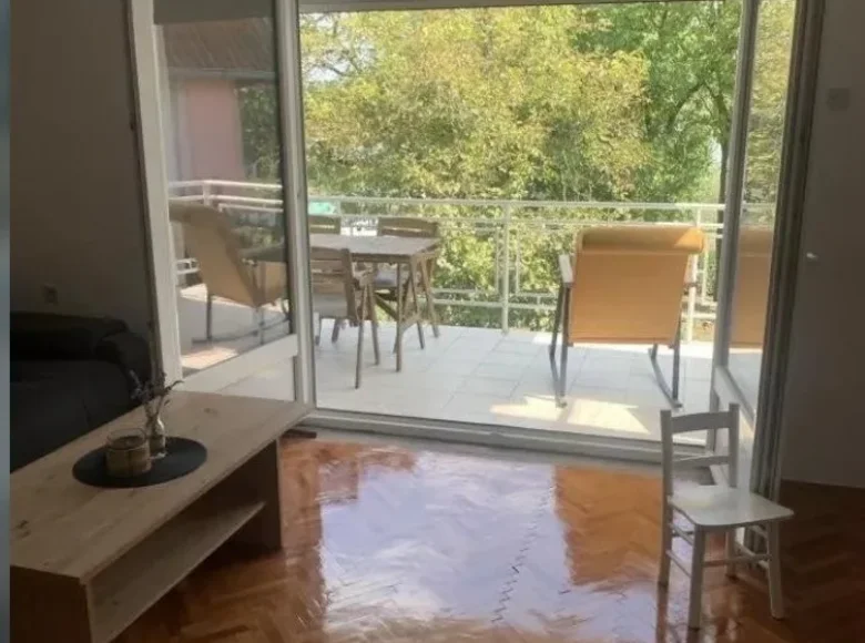 Дом 4 комнаты  Oblacina, Сербия