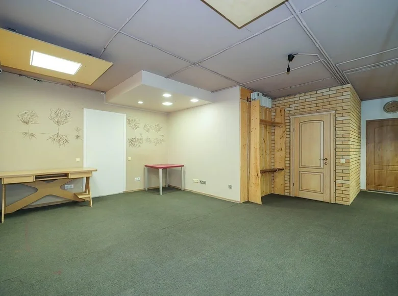 Office 69 m² in Barawlyany, Belarus