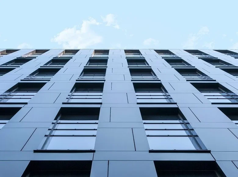 Инвестиционная 5 200 м² Строволос, Кипр