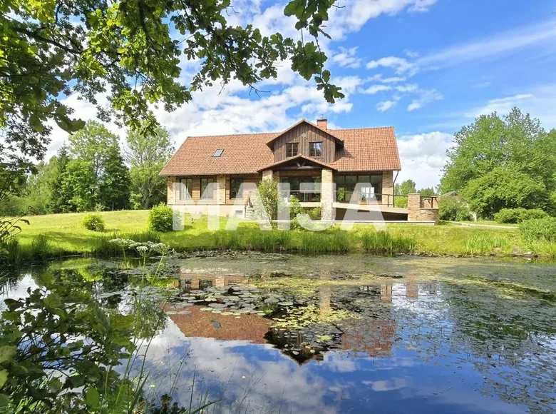 5 bedroom house 319 m² Ivandes pagasts, Latvia