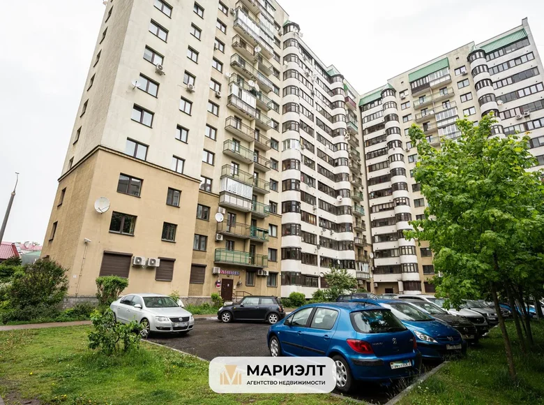 Office 4 rooms 86 m² in Minsk, Belarus