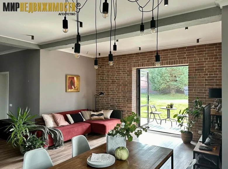 Cottage 189 m² Kalodziscanski sielski Saviet, Belarus