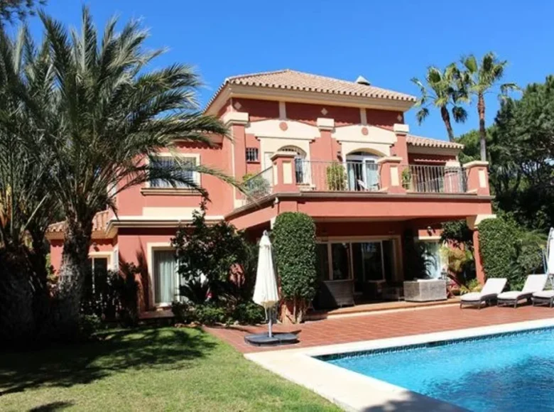 Villa de 4 dormitorios 450 m² Abadín, Španjolska