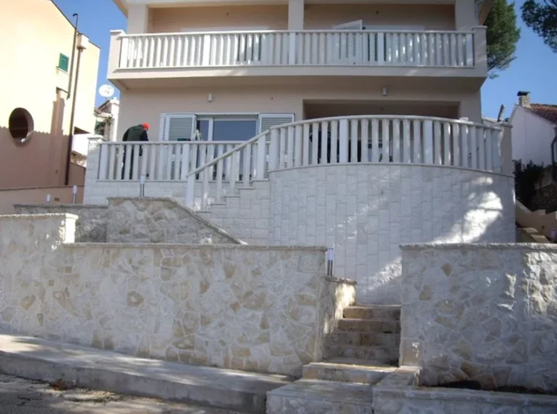 5-Zimmer-Villa 250 m² Grad Sibenik, Kroatien