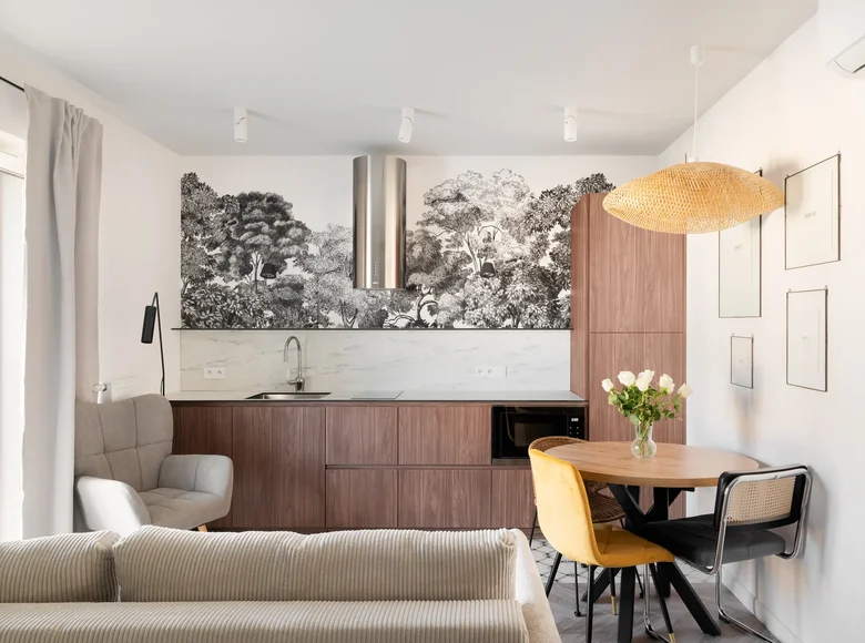 Dlaczego dwa mieszkania o tej samej powierzchni mogą mieć różną cenę? Głęboka analiza rynku nieruchomości w Poznaniu.