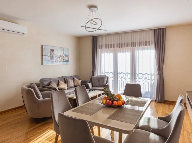 Apartamento 2 habitaciones 82 m² en Przno, Montenegro