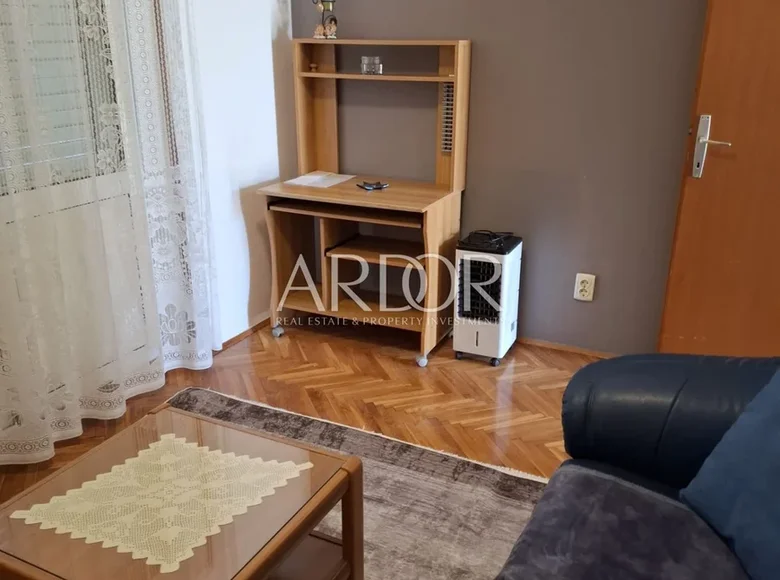 1 bedroom apartment 40 m² Barbat, Croatia