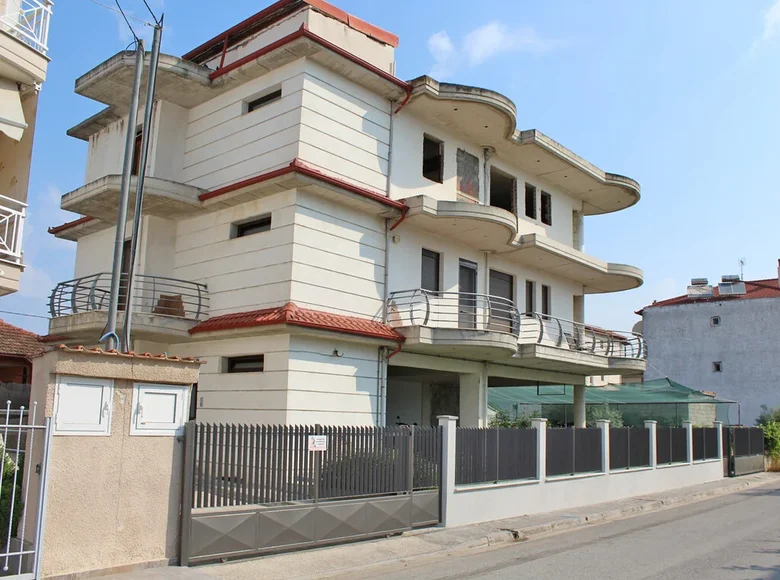 6 bedroom villa 242 m² Peristasi, Greece
