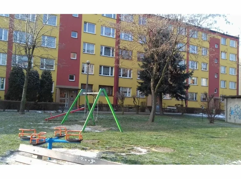 Apartamento 3 766 m² Oswiecim, Polonia