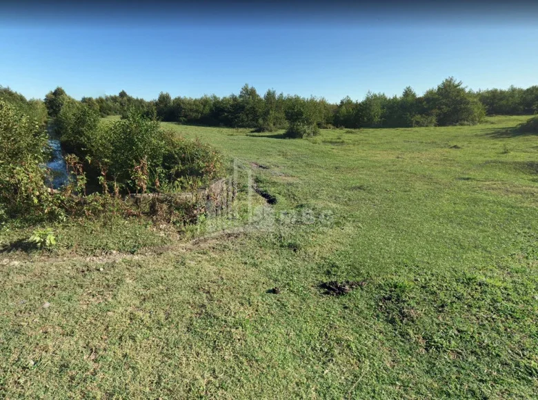 Parcelas 3 100 000 m² Tiflis, Georgia