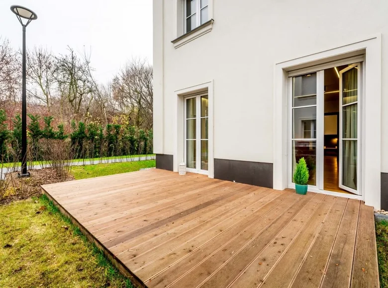 Apartamento 3 habitaciones 75 m² en Poznan, Polonia