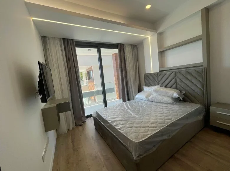 Mieszkanie 3 pokoi 165 m² Limassol, Cypr